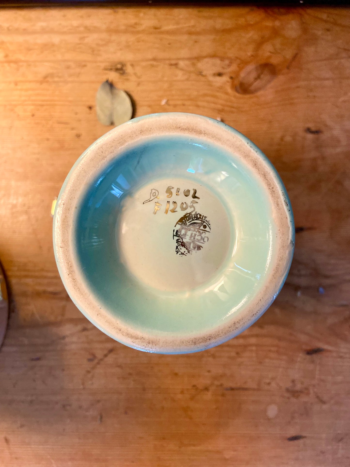 Paire de vases en céramique Boch Frères - vers 1930.