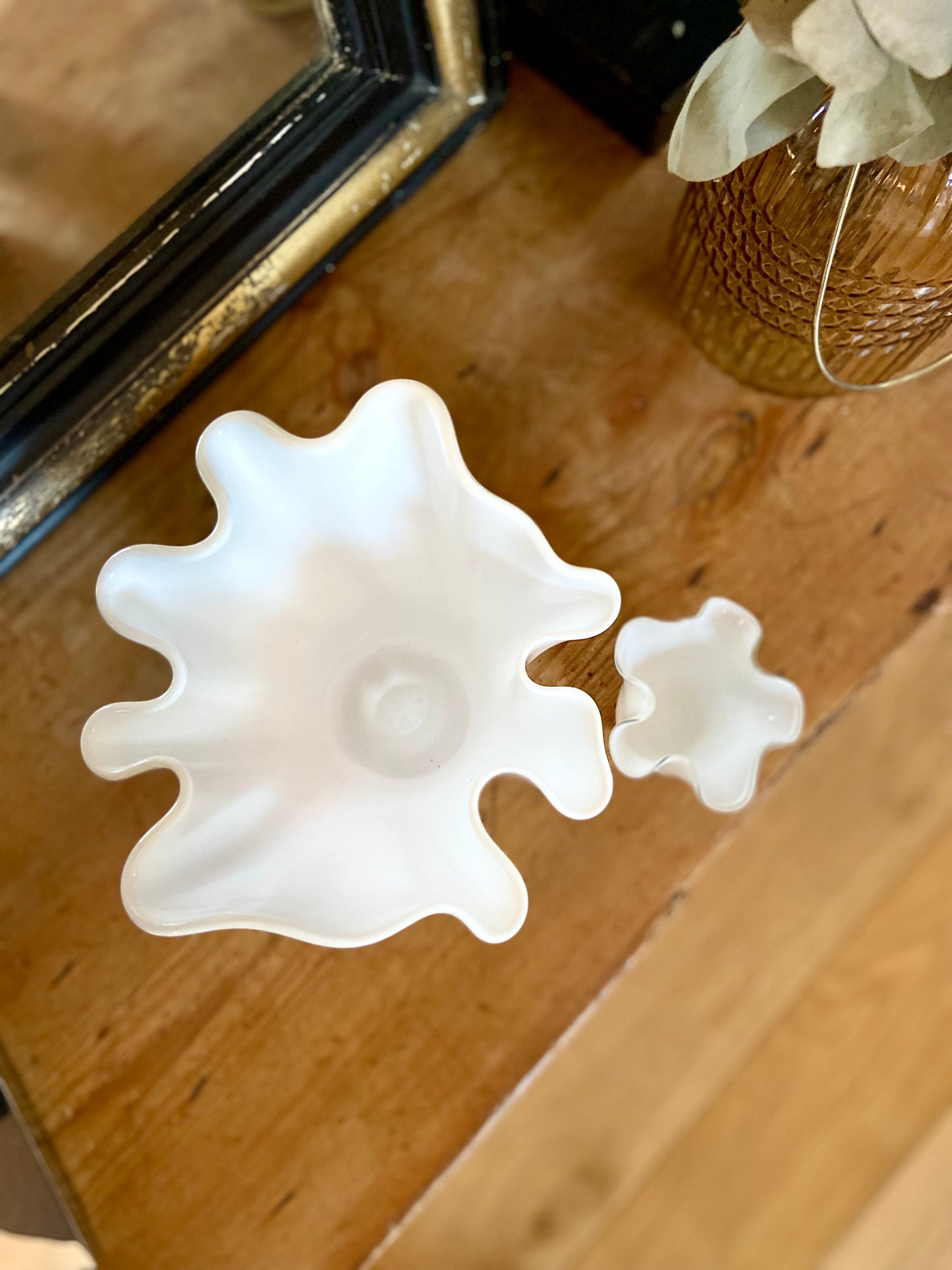 Paire de vases "Mouchoirs" en verre Anker Ivensen