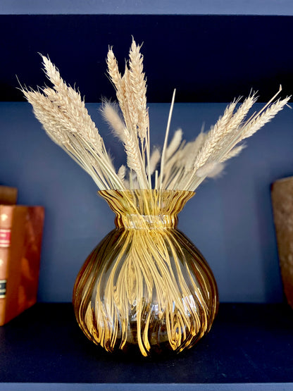 Vase en verre taillé