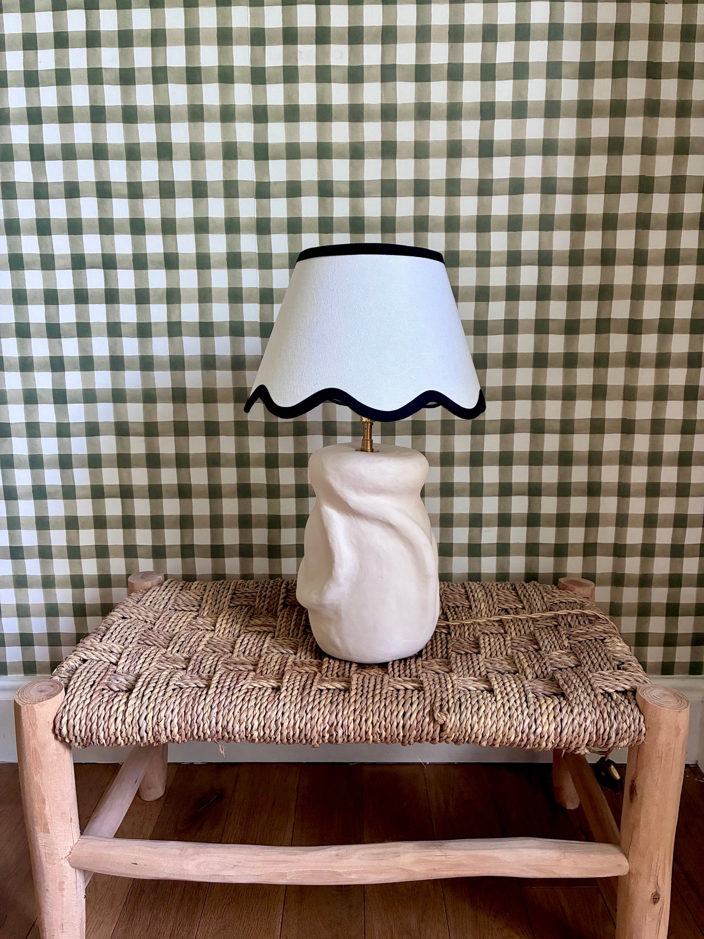 Lampe médium en papier maché "Pulpa Papyra" - 2026.