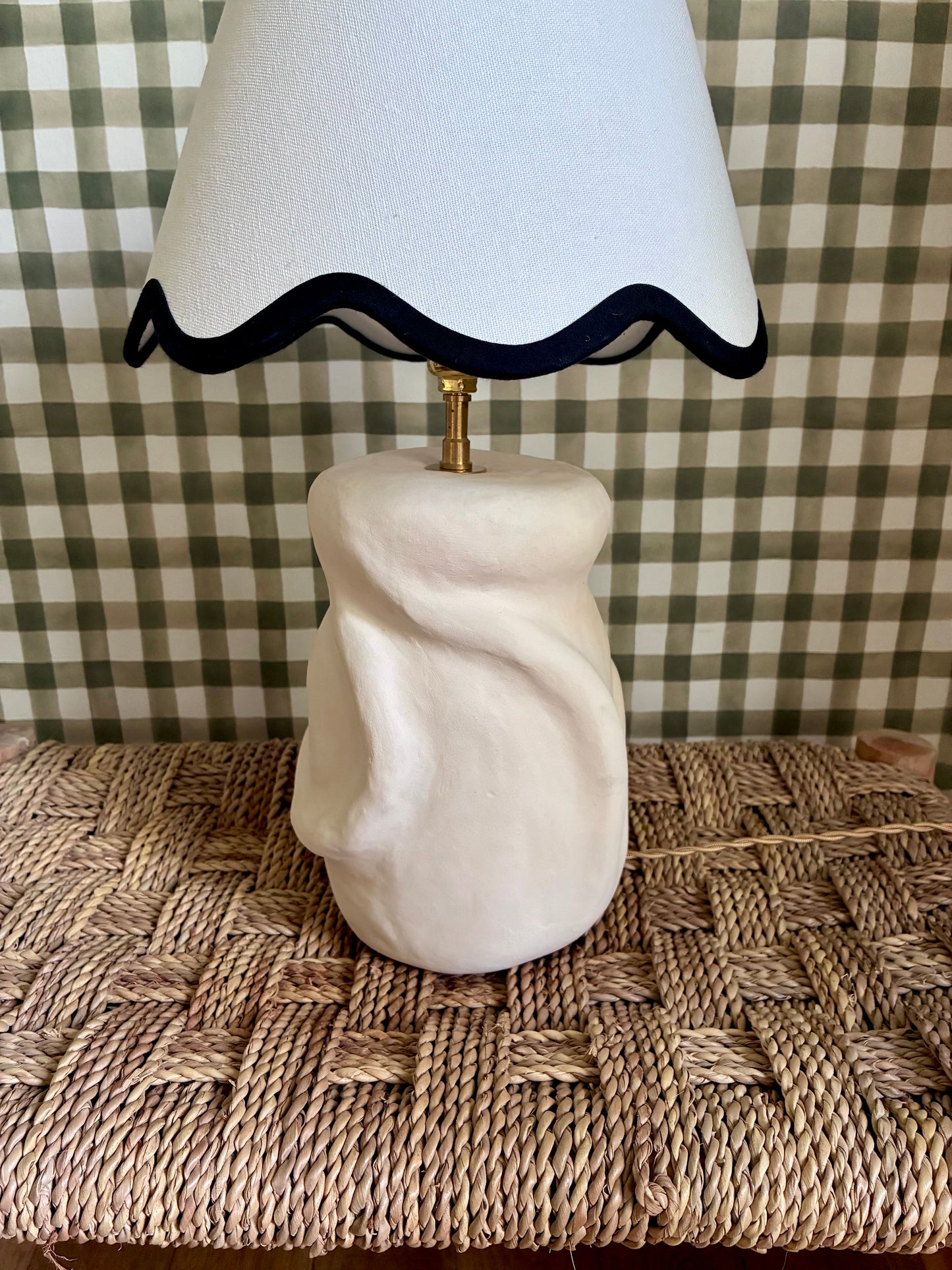 Lampe médium en papier maché "Pulpa Papyra" - 2026.