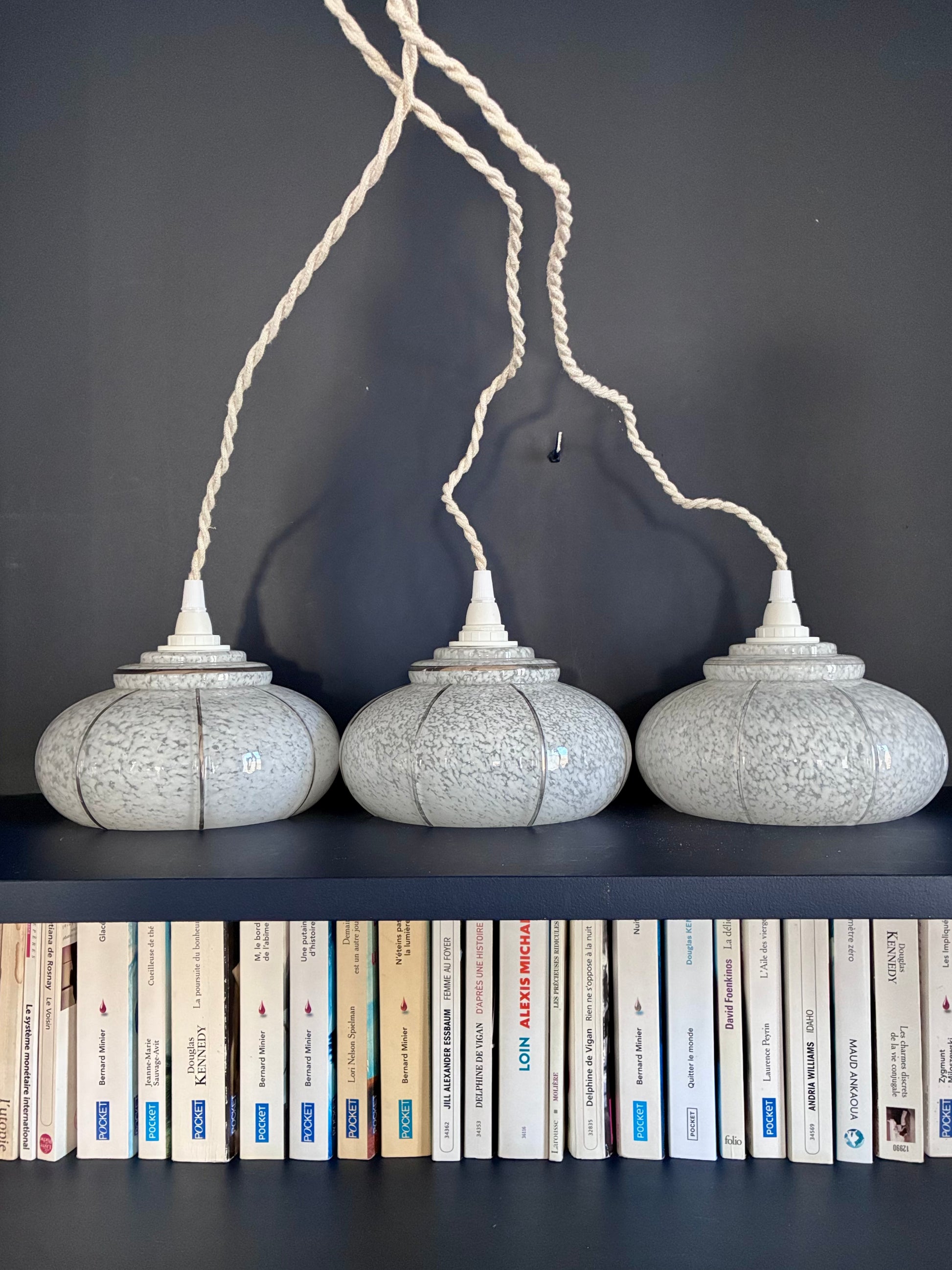 Trio de baladeuses "Globes mouchetés" en verre - 1970.