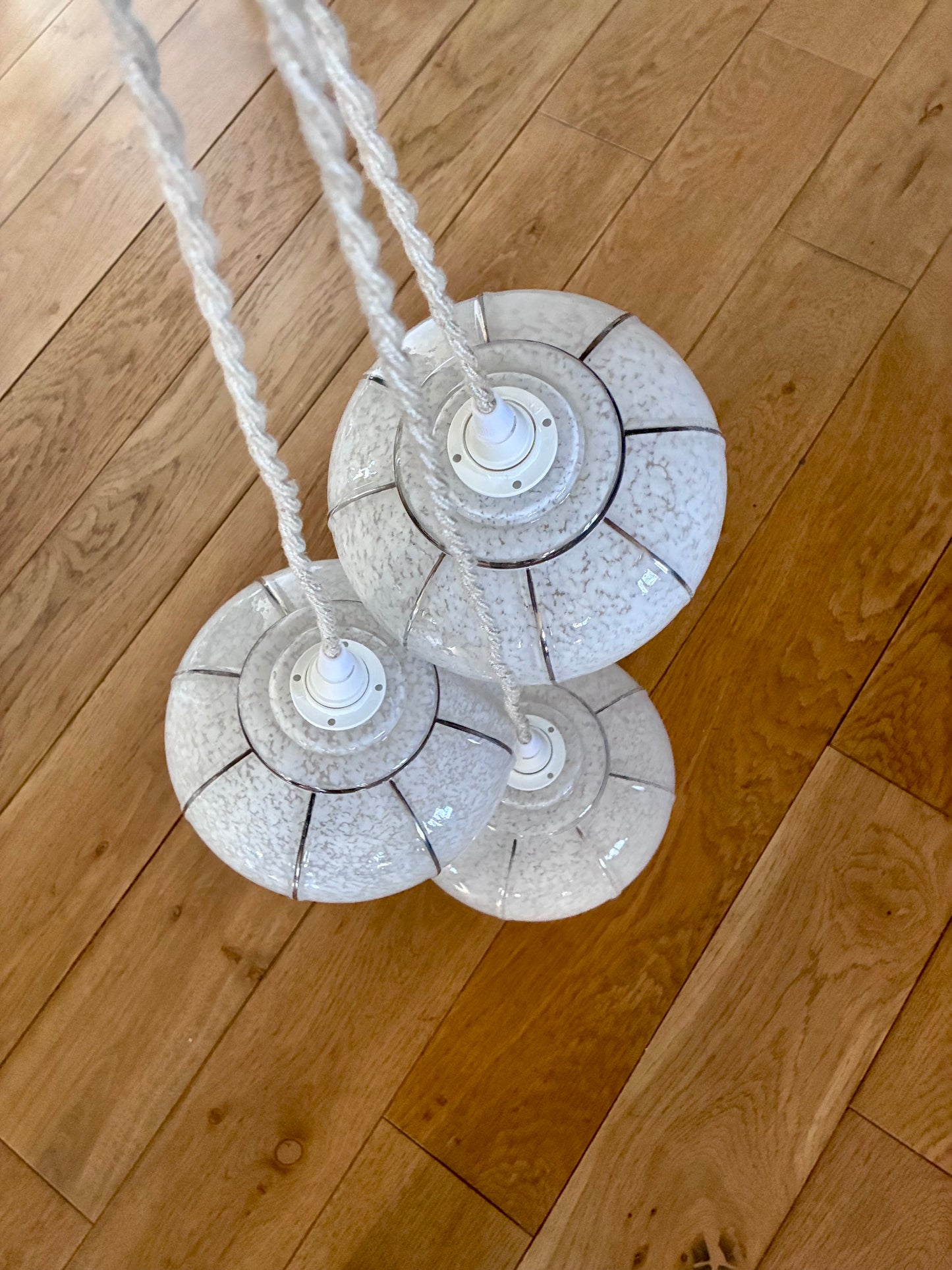 Trio de baladeuses "Globes mouchetés" en verre - 1970.