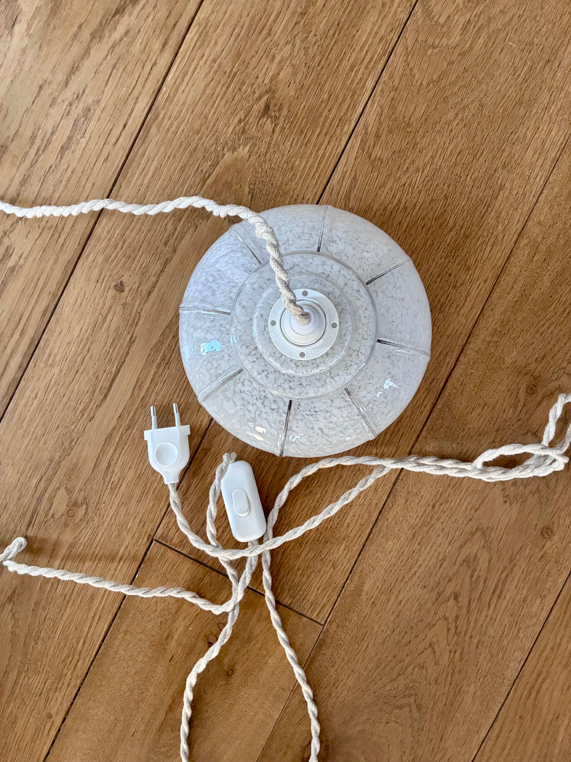 Trio de baladeuses "Globes mouchetés" en verre - 1970.