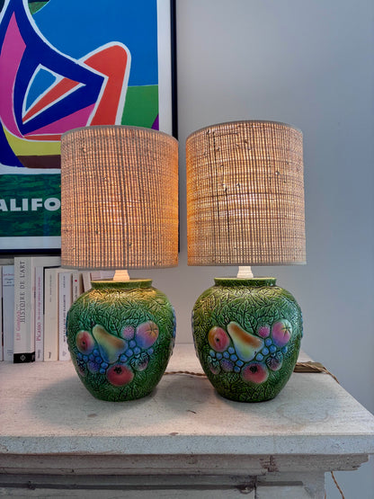 Paire de lampes "Fruits" en barbotine - 1970.