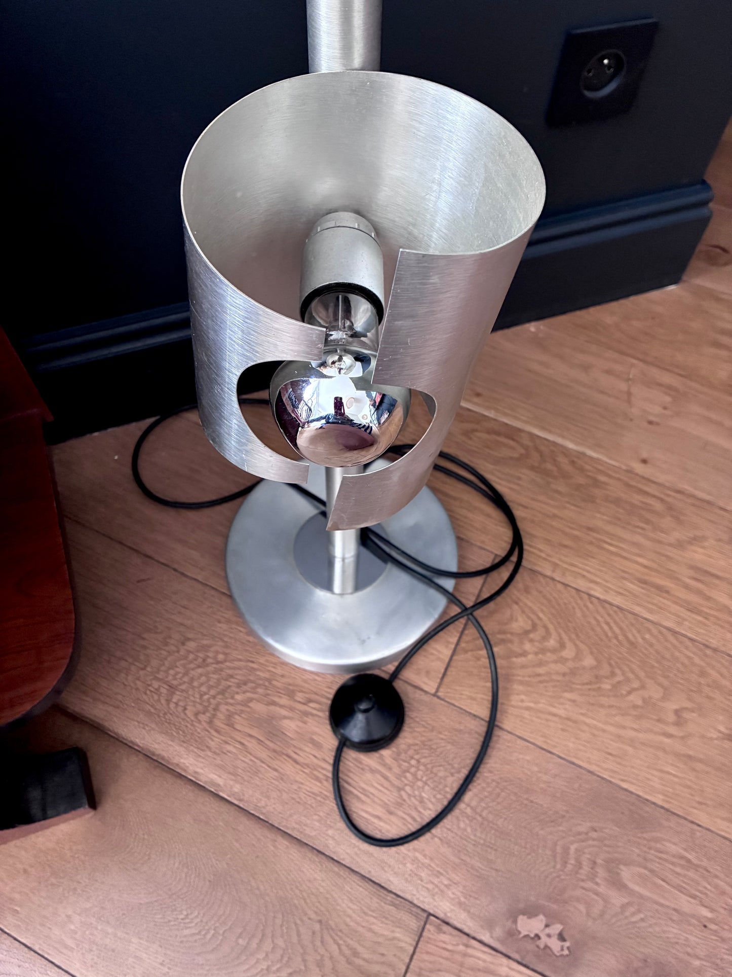 Lampadaire Space Age à trois lumières en aluminium brossé - 1970.
