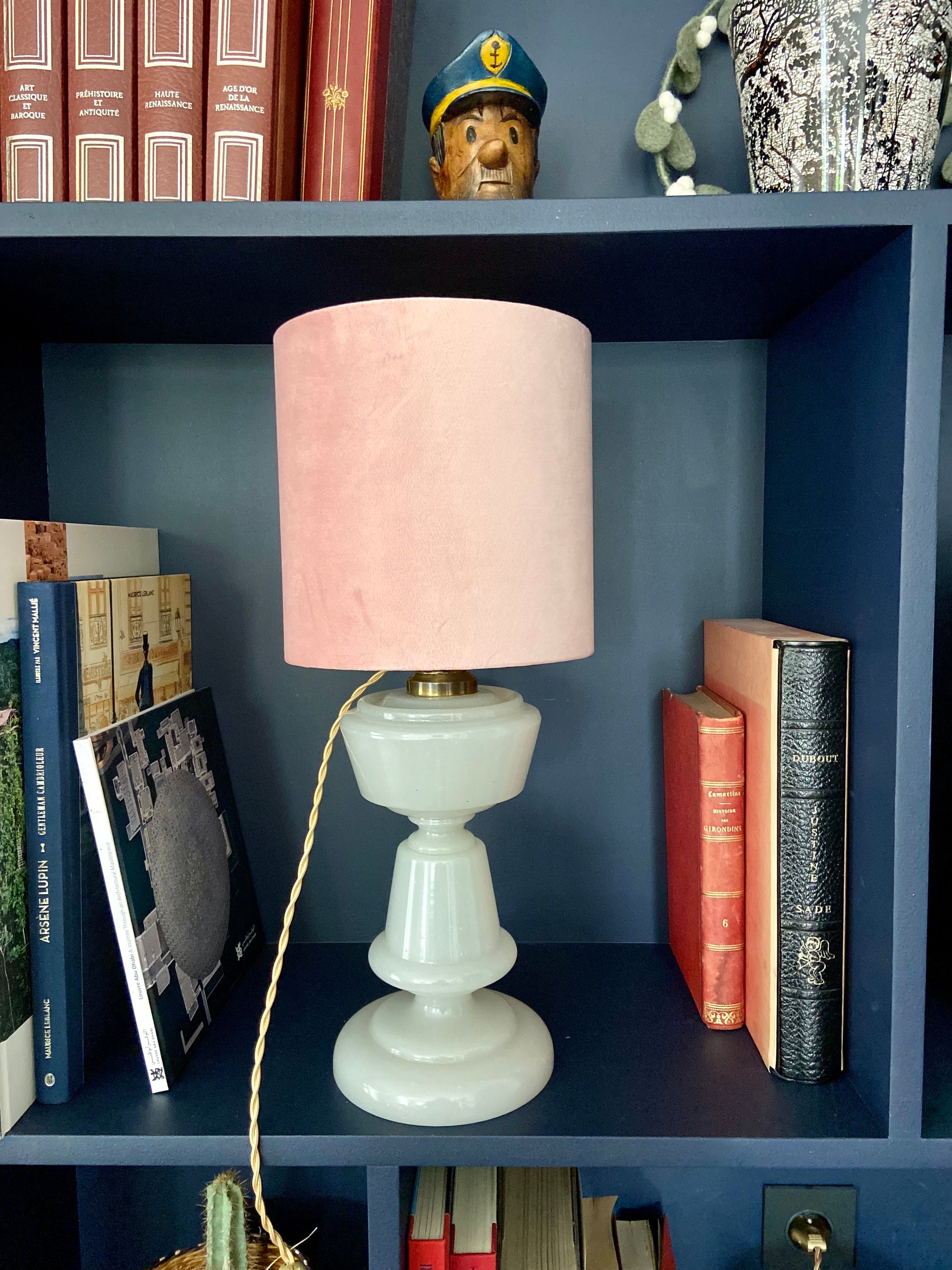 Lampe rose poudré en opaline