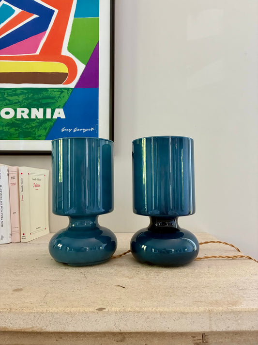 Paire de lampes de chevet "Space Age" en verre bleu - 1980.