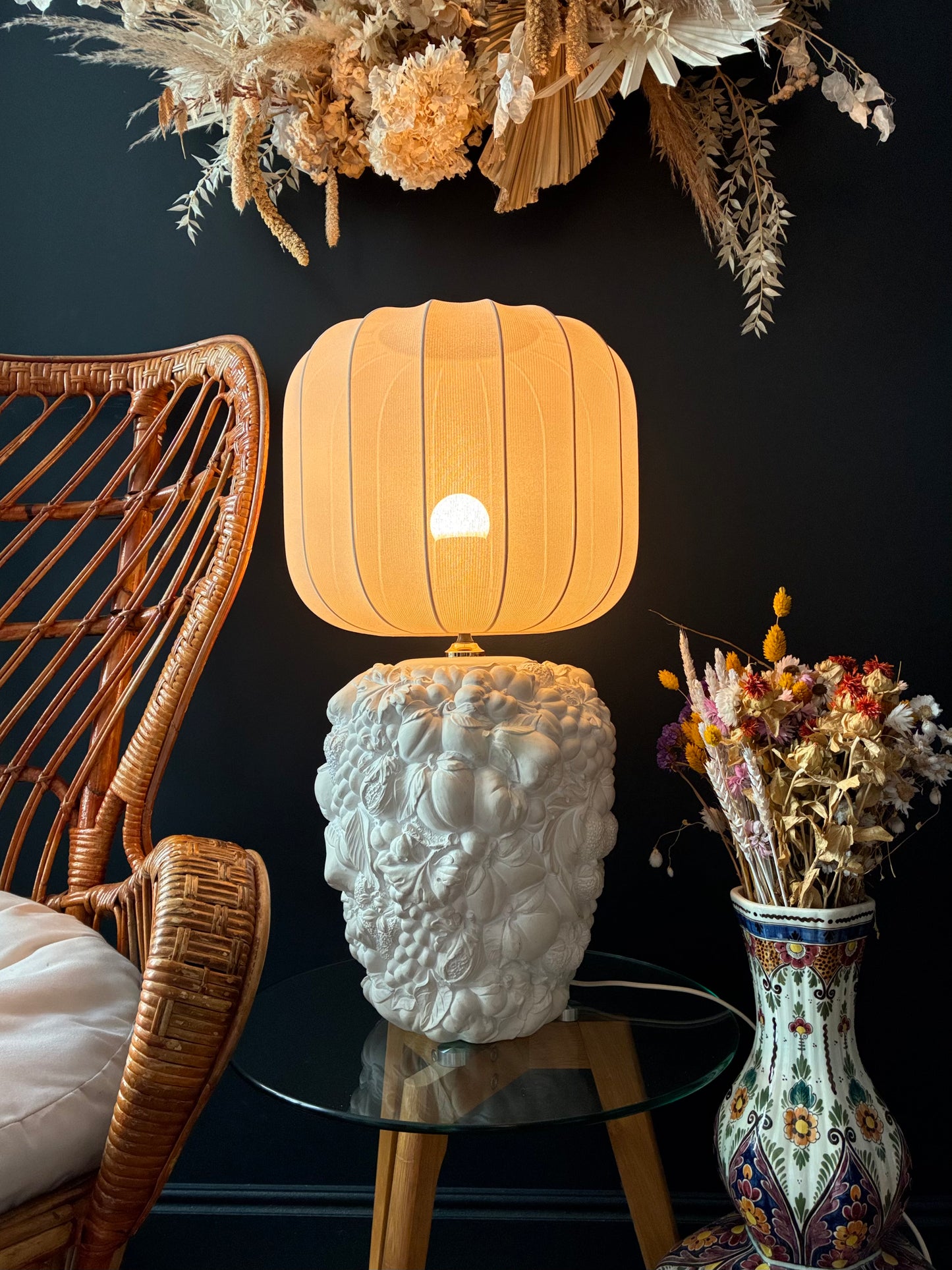 Grande lampe "Fruitée" en céramique - Italie vers 1970.
