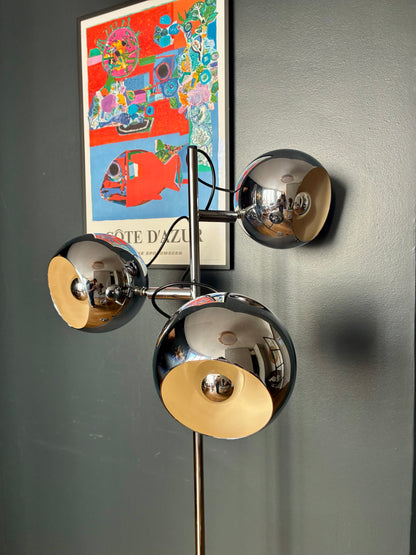 Lampadaire en acier chromé "Eye-ball" - 1975.