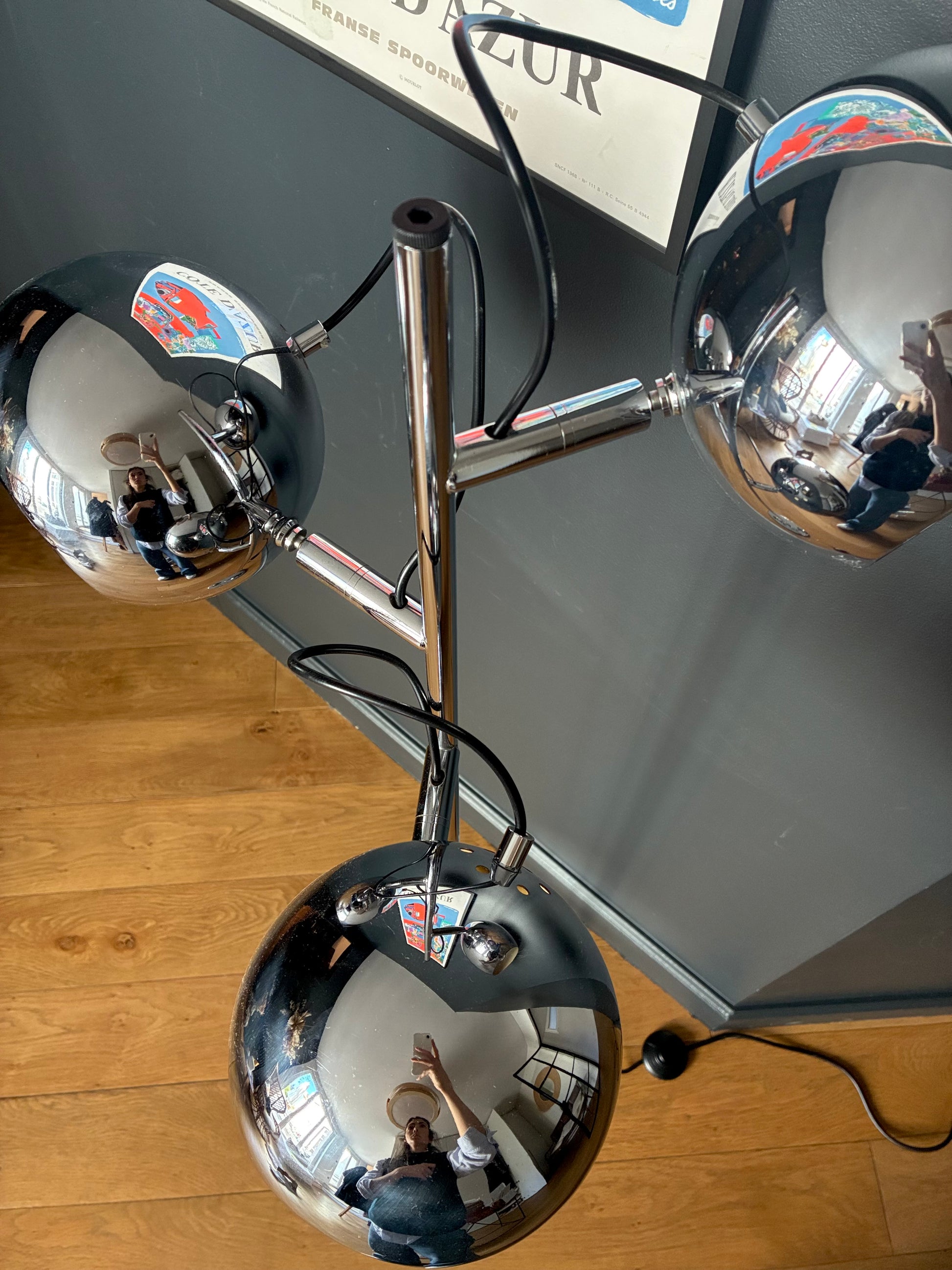 Lampadaire en acier chromé "Eye-ball" - 1975.