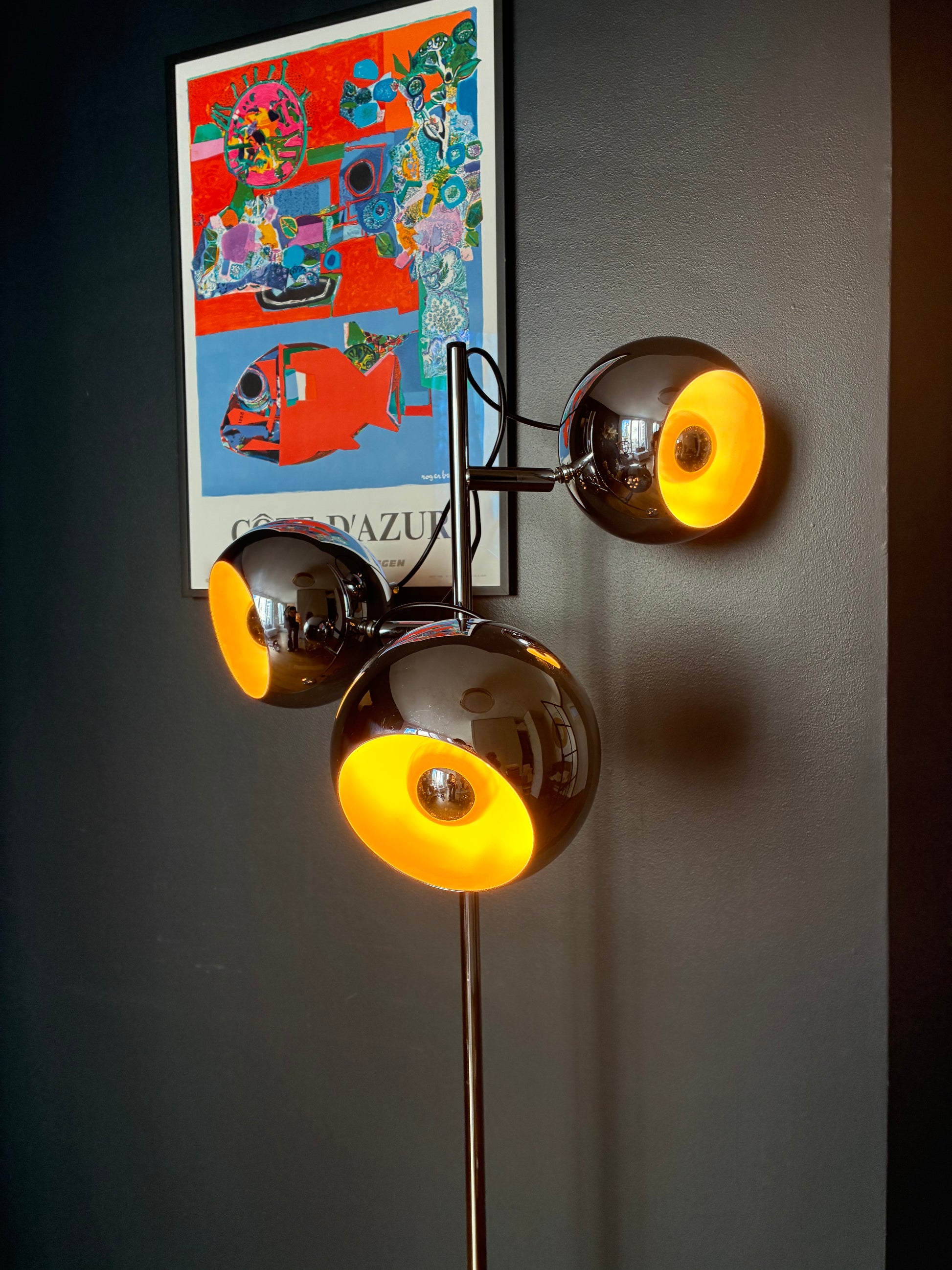 Lampadaire en acier chromé "Eye-ball" - 1975.