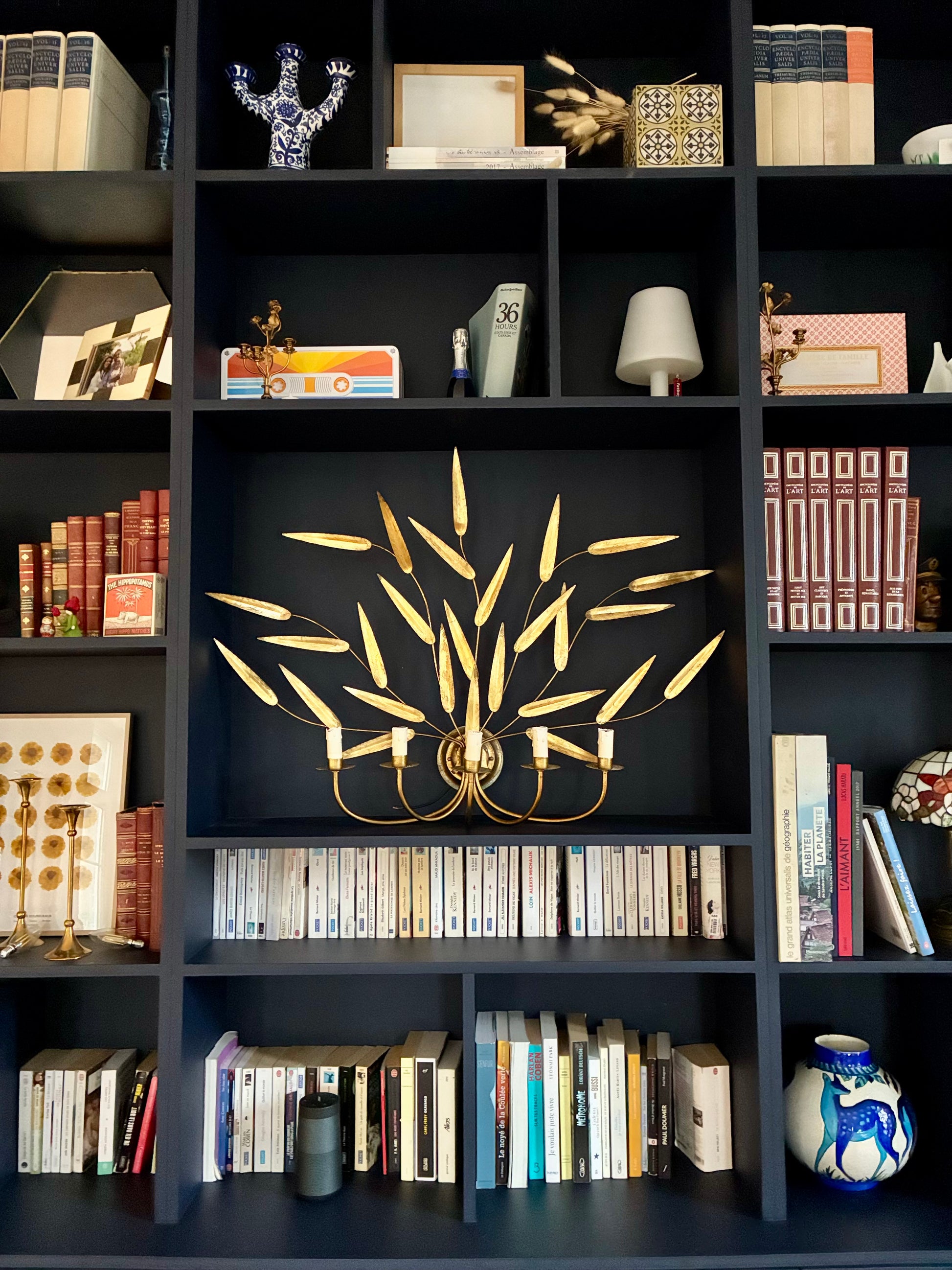 Grande applique murale"Feuilles" en laiton - 1970.