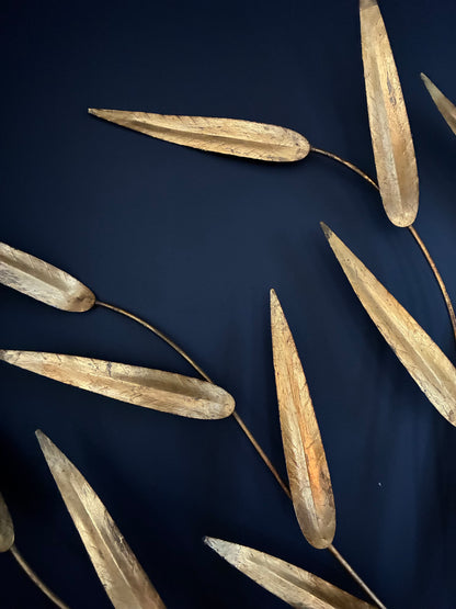 Grande applique murale"Feuilles" en laiton - 1970.