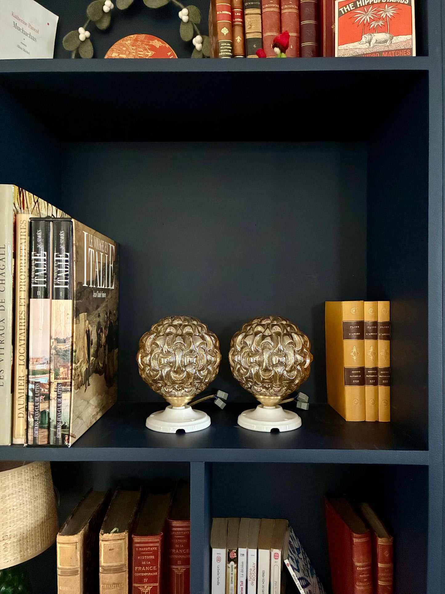 Paire d'appliques "Globes" en verre et céramique - 1970.