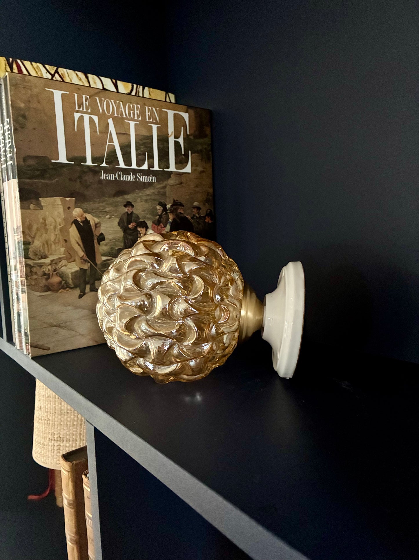 Paire d'appliques "Globes" en verre et céramique - 1970.